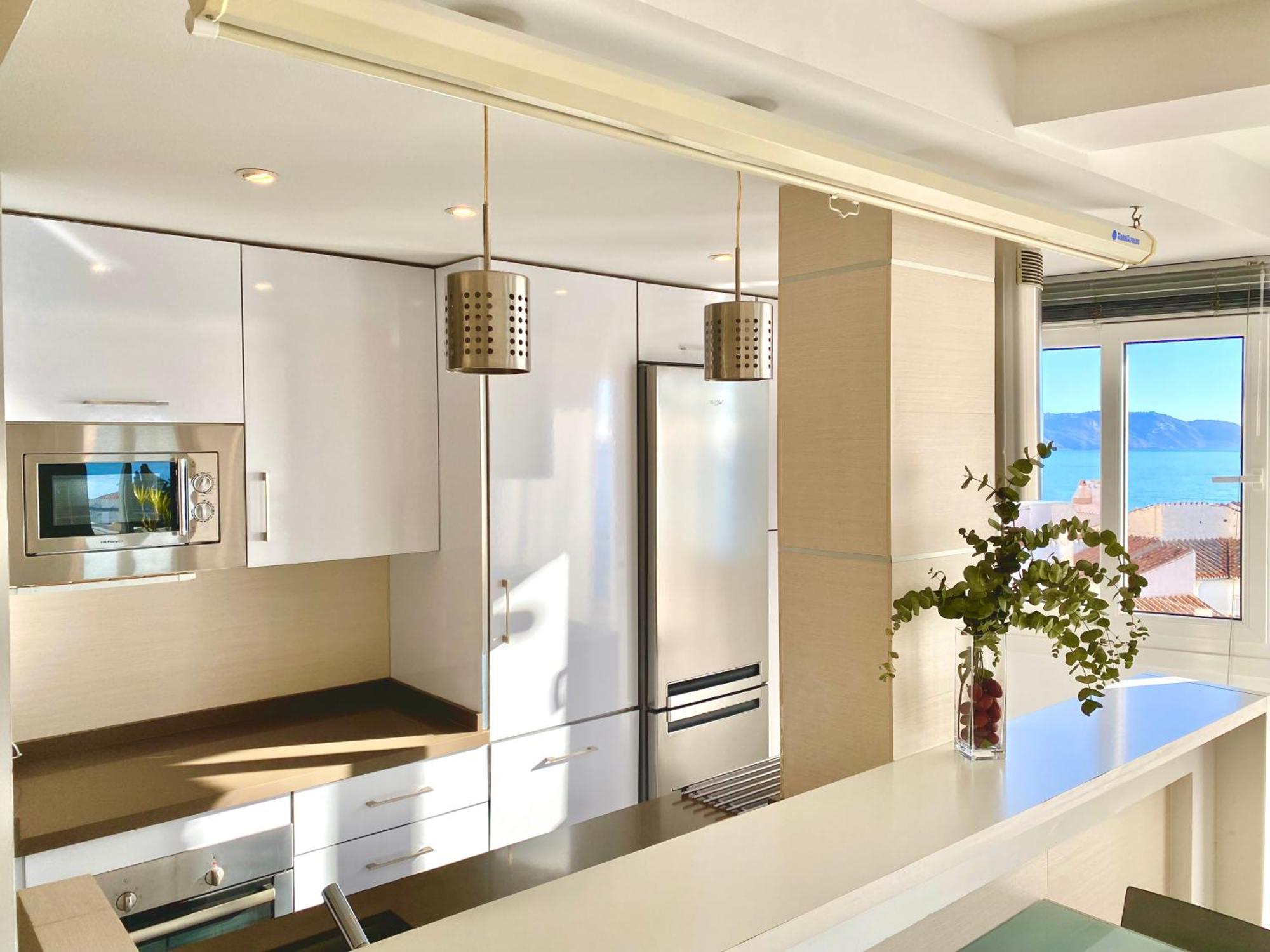 Modern Apartment Stunning Sea Views And Pool Nerja Ngoại thất bức ảnh